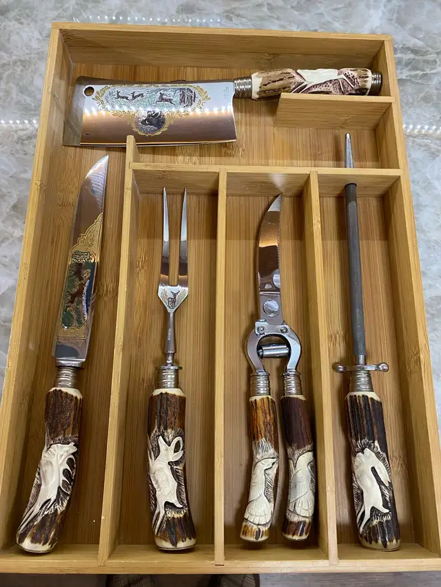 Vintage Solengen Cutlery Set-5 Pieces in Kitchen & Dining Wares in City of Toronto - Image 9