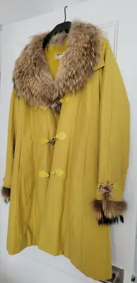 Manteau tissus et fourrure pour femme 10-12 ans