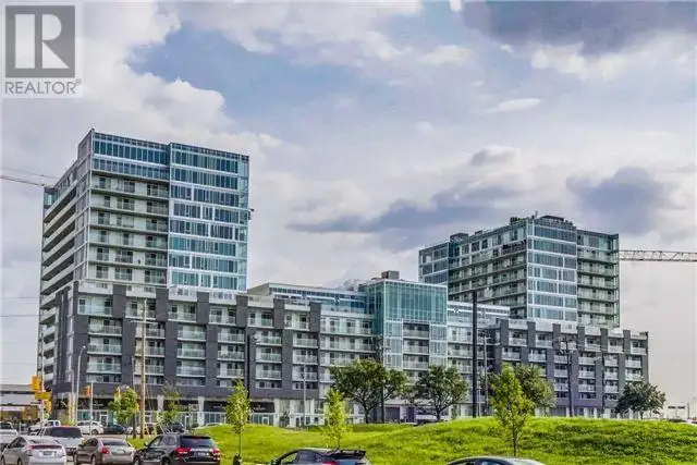 1Bedroom + Den for Rent on Subway Line in Long Term Rentals in City of Toronto - Image 2