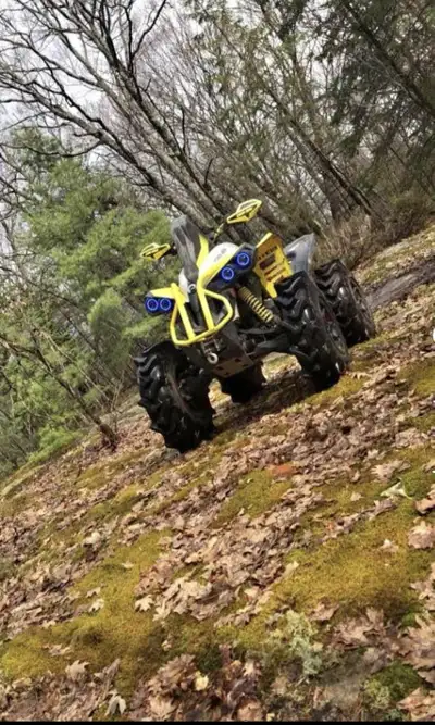 No trades. $8,500 or OBO. Listed on here for my boyfriend. Approx. 4600 km Parts include: - 31x8.5-1...