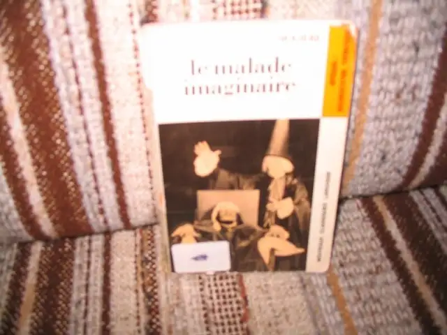 LIVRE DE POCHE - LES MOTS POUR LE DIRE - MARIE CARDINAL et AUTRE in Arts & Collectibles in Laval / North Shore - Image 8