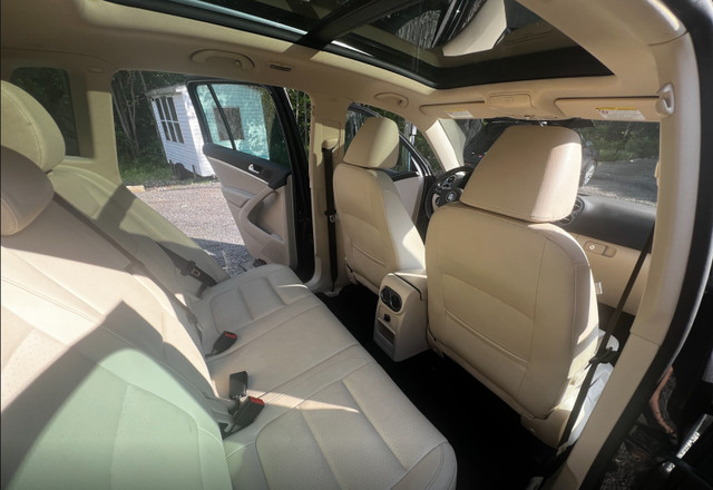 Volkswagen Tiguan 2017 dans Autos et camions  à Ouest de l’Île - Image 3