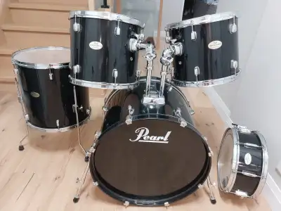 Pearl Forum 5 pcs drum shell pack. DRUMS ONLY with legs ,arms., View more