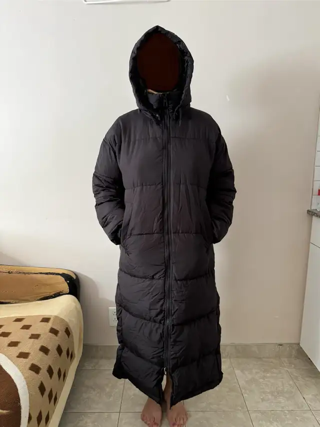 coat (winter) in Women's - Tops & Outerwear in City of Montréal - Image 3