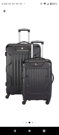 Spinner 2 piece luggage set 