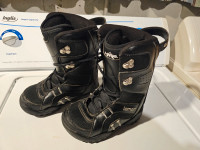 lamar youth snowboard boots sz 1