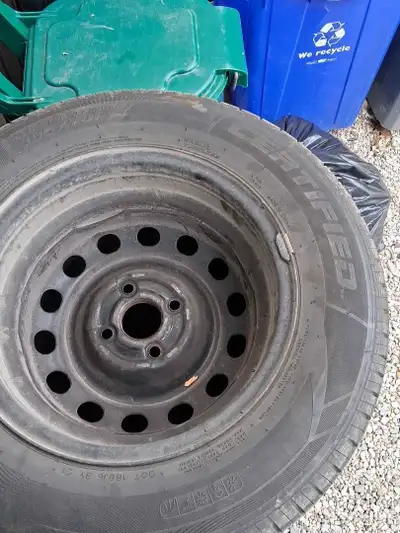 4 summer tires and rims from honda civic 2002. Car was scrapped with winters on so I need rid of the...