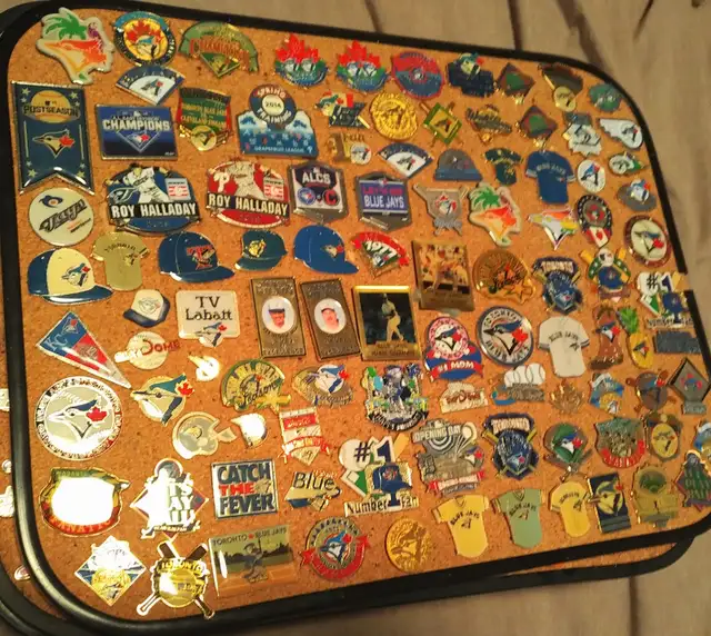 HHOF + Leafs Raptors Jays Pin Bobblehead in Arts & Collectibles in City of Toronto - Image 9