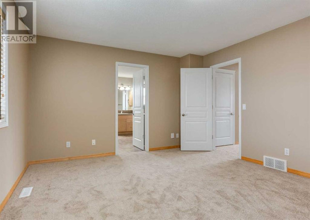 Beautiful 4-Bedroom Family Home for Rent in Chestermere in Long Term Rentals in Calgary - Image 4