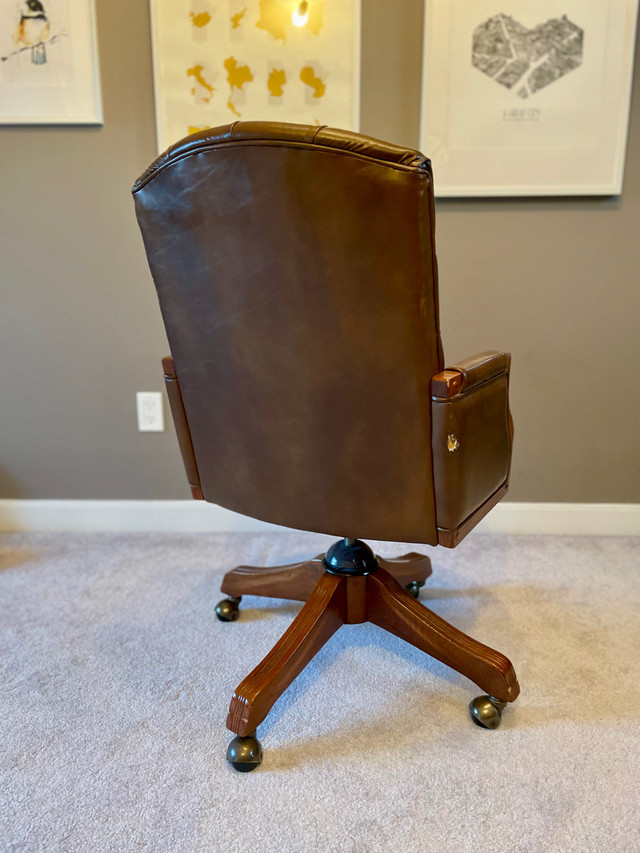 Vintage Office Desk Chair - brown leather and solid wood  in Chairs & Recliners in Edmonton - Image 4