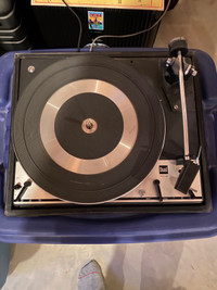 Turntable / Record Player 