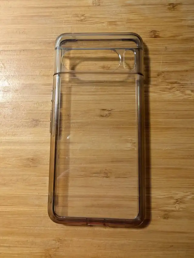Spigen Pixel 8 Pro Clear Case in Cell Phone Accessories in Kingston - Image 2
