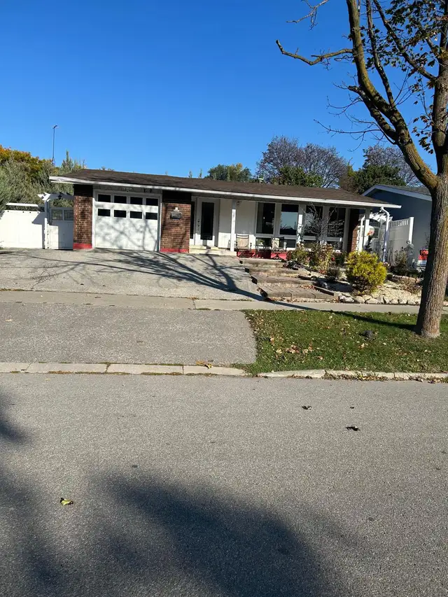 ETOBICOKE 2BR BASEMENT APARTMENT FOR RENT 