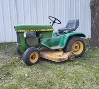 John Deere 110 garden tractor 