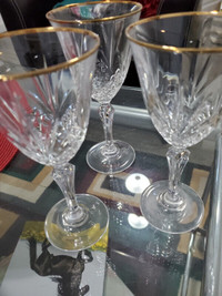 lot of 3 crystal gold rimmed wine glasses