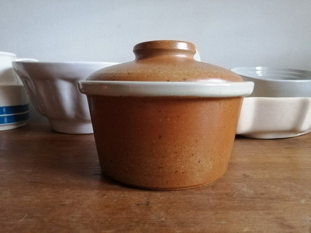 Cocotte Cerval Sial plat cuisson vintage céramique poterie | Vaisselle et  articles de cuisine | Ville de Montréal | Kijiji