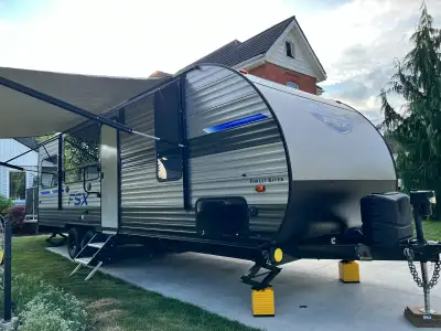 Half ton towable | Motorcycle/Quads ready! ________________________________________ Specs & Weights:...