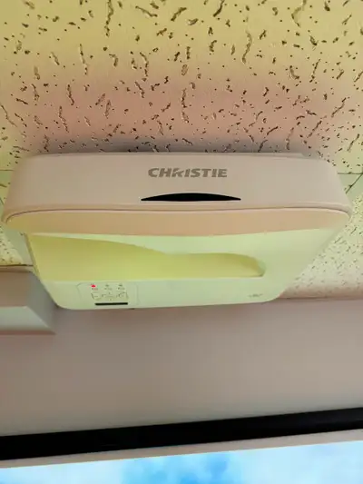 Christie Short Throw DHD400S 1080P Laser Projector in great condition. Rated @ 20,000 hours. Current...