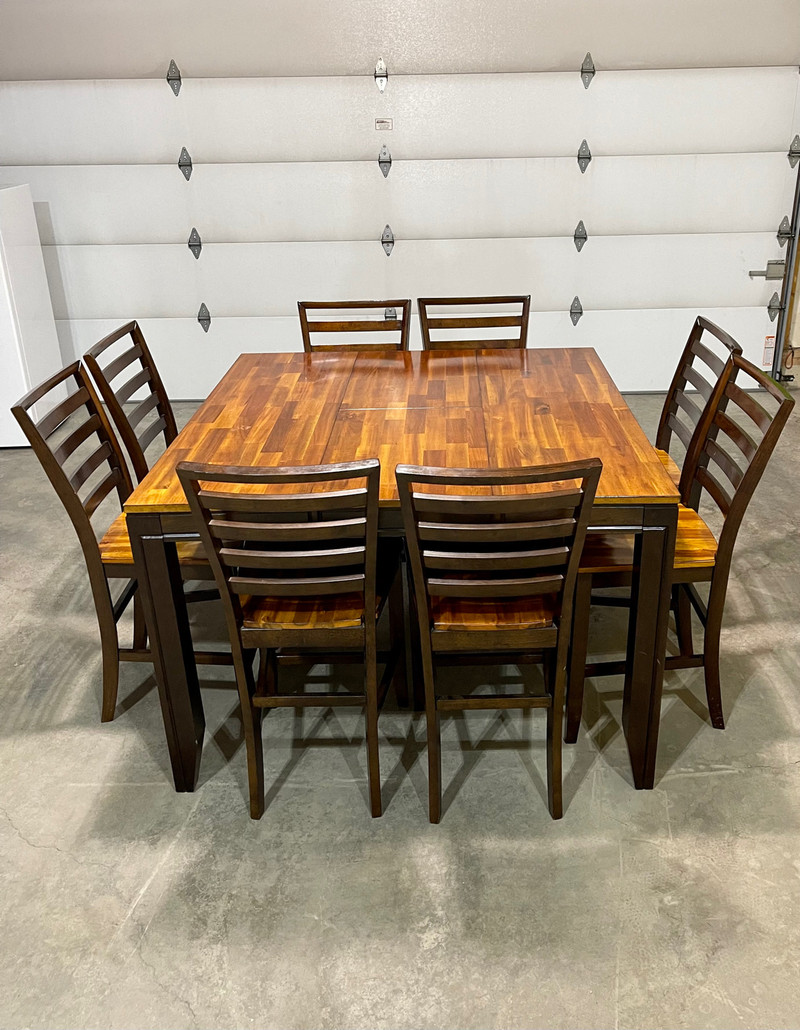 Kitchen / Entertainment Table Dining Tables & Sets Calgary Kijiji