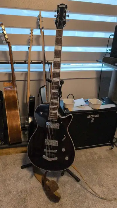Gretsch electromatic baritone(trade for other baritone), View more