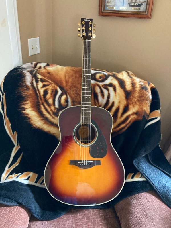 YAMAHA LL6 ACOUSTIC ELECTRIC GUITAR Guitars Cape Breton Kijiji