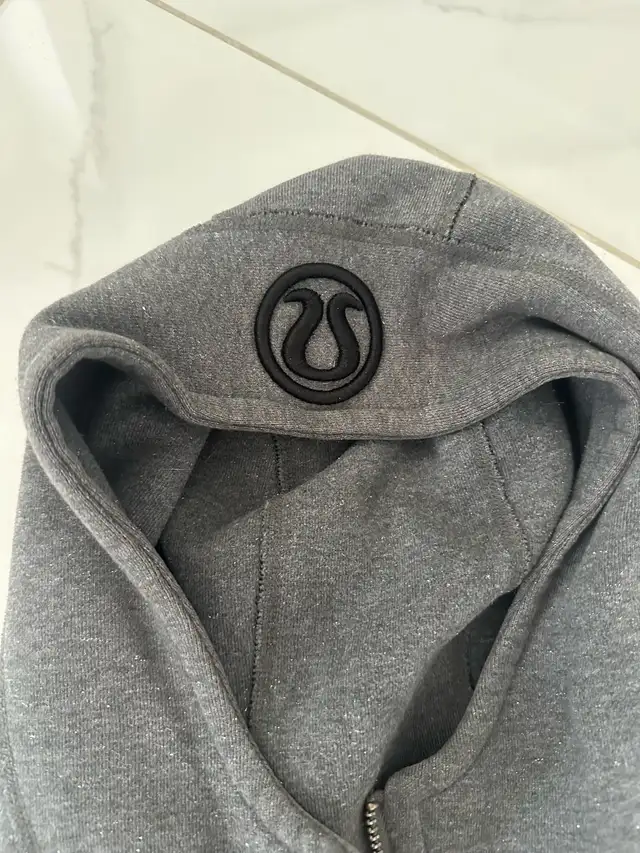 Lululemon Scuba Hoodie in Women's - Tops & Outerwear in Hamilton - Image 3