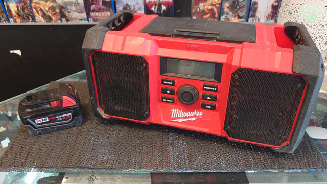 Milwaukee Tool M18 18V Lithium-Ion Cordless Jobsite Radio with 5 in Other in Hamilton