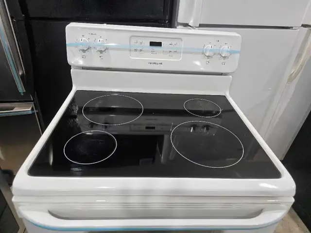 white Electric stove range oven Can deliver  in Stoves, Ovens & Ranges in Mississauga / Peel Region - Image 3