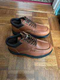 NEW Smith’s Men’s safety boots / bottes de travail - Size : US 8