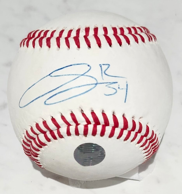 Roberto Osuna autographed baseball in Arts & Collectibles in Markham / York Region