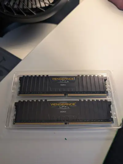 Corsair Vengeance DDR4 2 x 8GB | 16GB | 4133MHz (CL19), View more