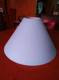 Large lamp shade/Grand abat-jour
