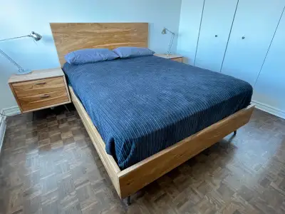 Lit Queen modèle Jenson de Structube / Queen bed, View more