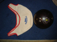 2 Columbia vintage bowling balls (M & F both left handed)