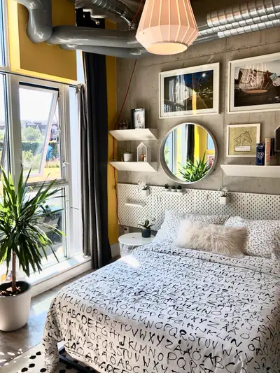 June 28-Aug 7 - Stylish 2BDR Apartment Central Location