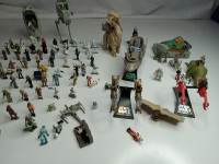 Lot of Star Wars Micro Machine figurines