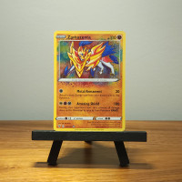 Zamazenta (Amazing Rare) 102/185 - S&S: Vivid Voltage