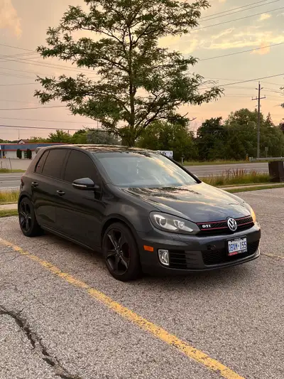 2011 Volkswagen gti autobahn 194000km it is currently my daily driver. All original Selling because...