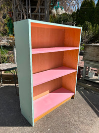 Pastel-Coloured Toy Shelf