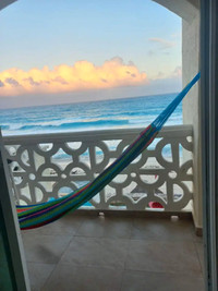 Front Row Beachfront Condo w/Hammock (30 nseconds to sand)