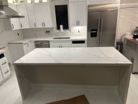 60% off on Quartz countertop and maple wood kitchen cabinets 