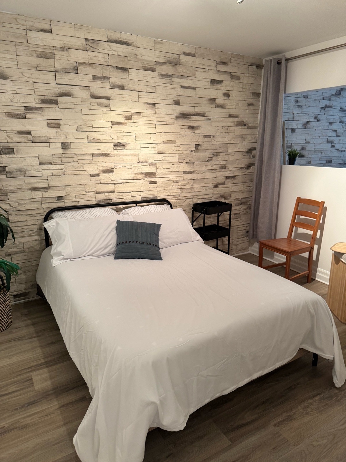5635 Av. De Lorimier — photo 1