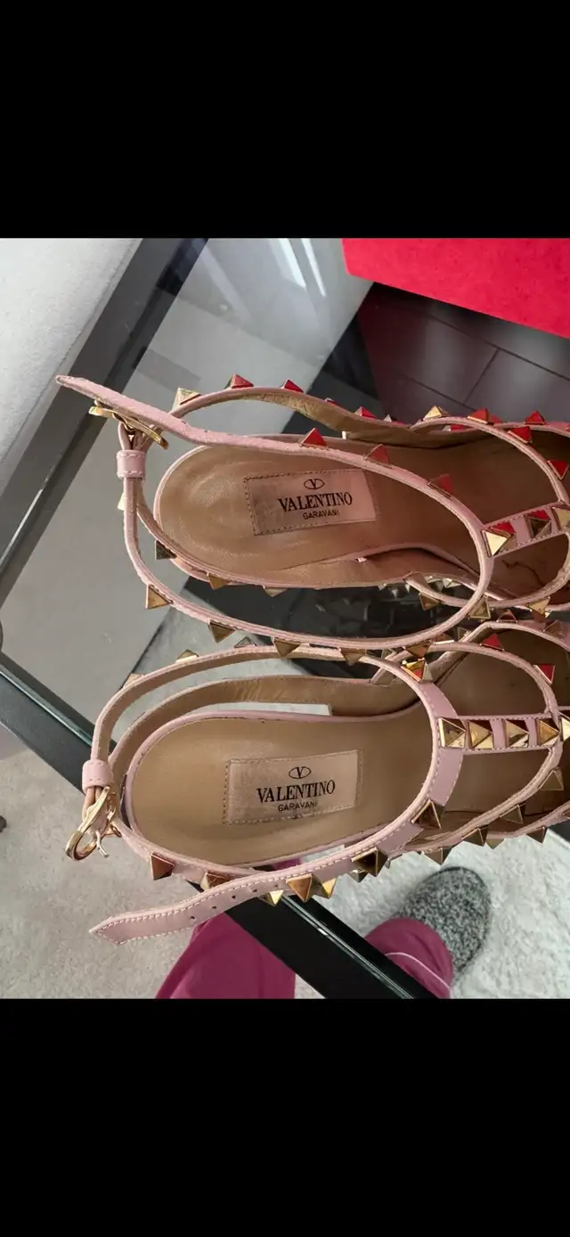 Valentino Shoes in Women's - Shoes in City of Toronto - Image 5