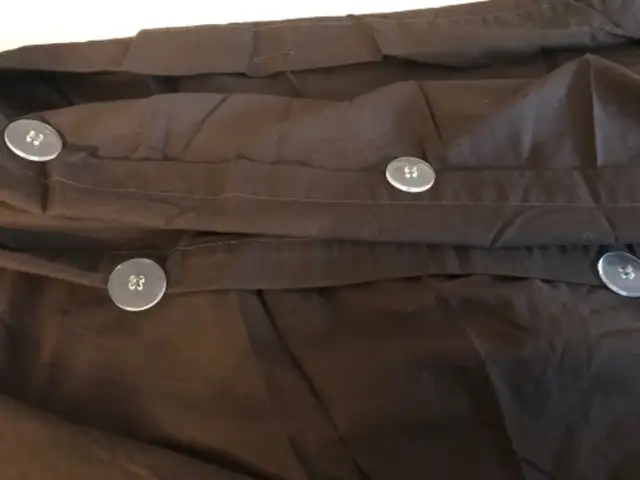 Queen Duvet Cover Set in Bedding in Markham / York Region - Image 3