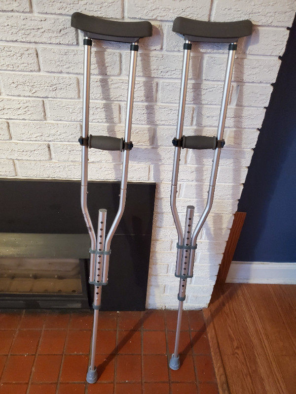 Crutches in Health & Special Needs in Belleville