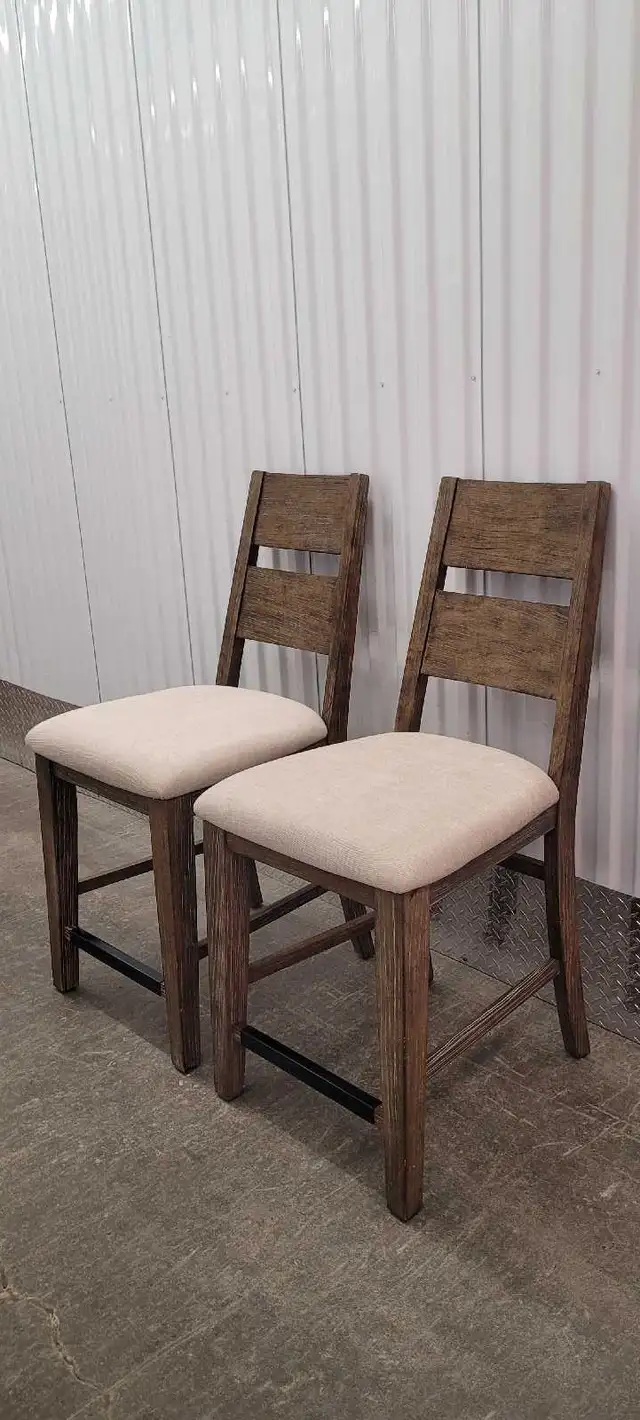 Counter Height Bar Stools  in Chairs & Recliners in Markham / York Region - Image 2