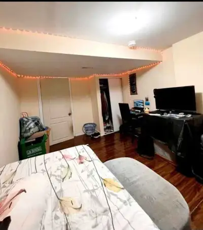 A Private Large Furnished Room. Near Kennedy rd and Lawrence Ave east Scarborough Toronto from Novem...