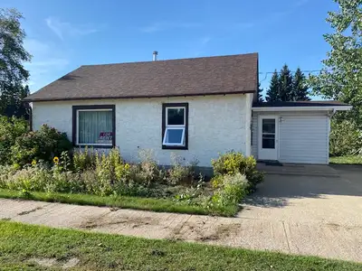 House for rent In Edam. 1319-2nd Ave. Edam, SK. The house is currently furnished with kitchen table...