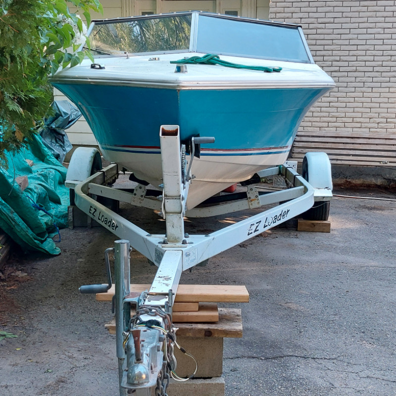 Turnkey 16 foot Grew 164 with Mercruiser 140 motor | Powerboats ...