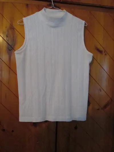ladies white sleeveless shirt (10/12) new never worn, View more